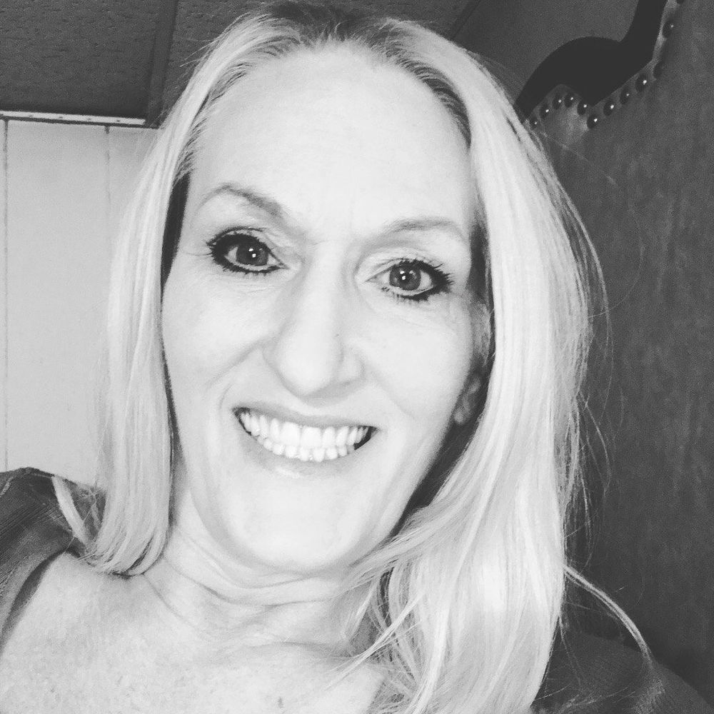 Meet your Posher, Leslie